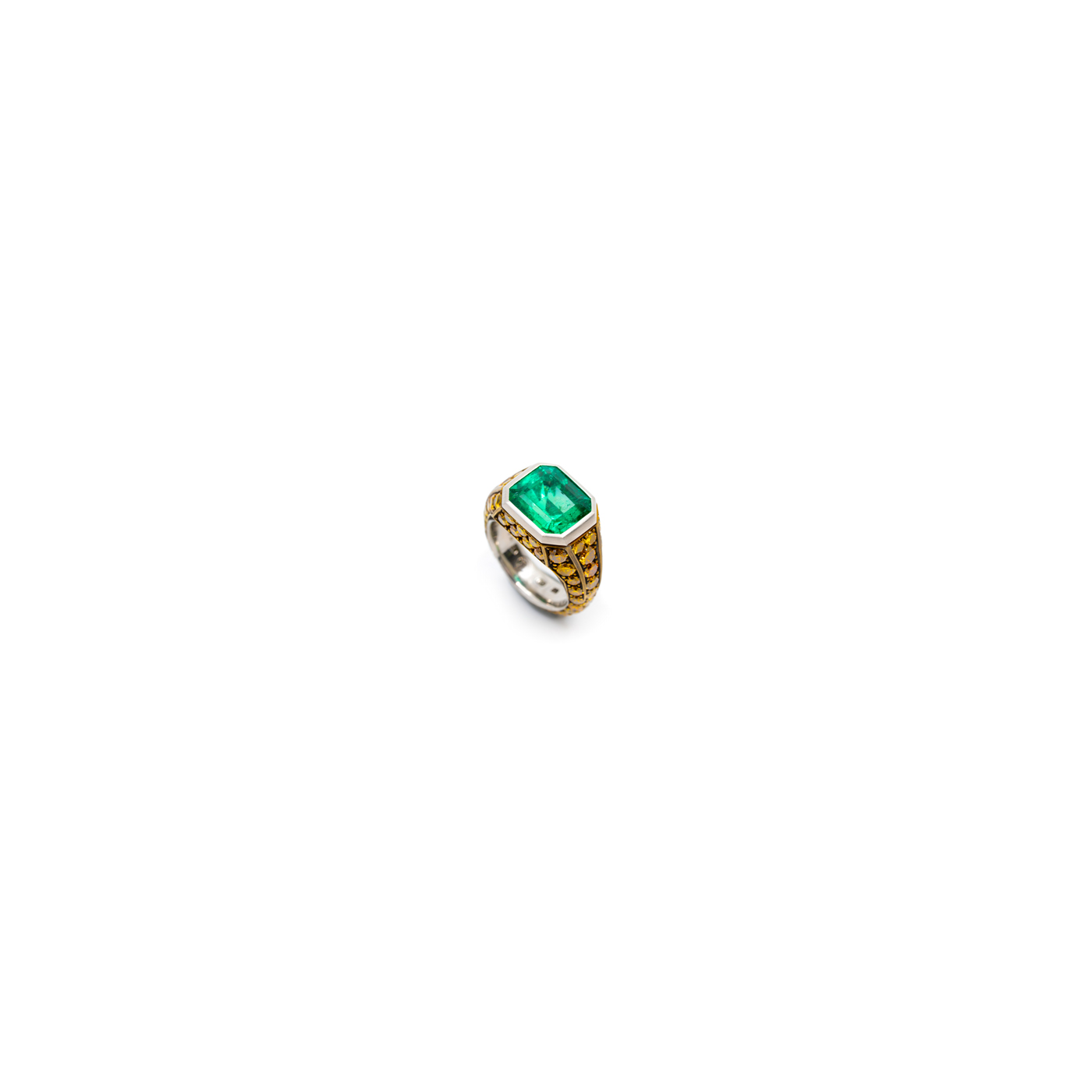 BRONZE – PLATIN – SMARAGD KOLUMBIEN – FANCY DIAMANTEN