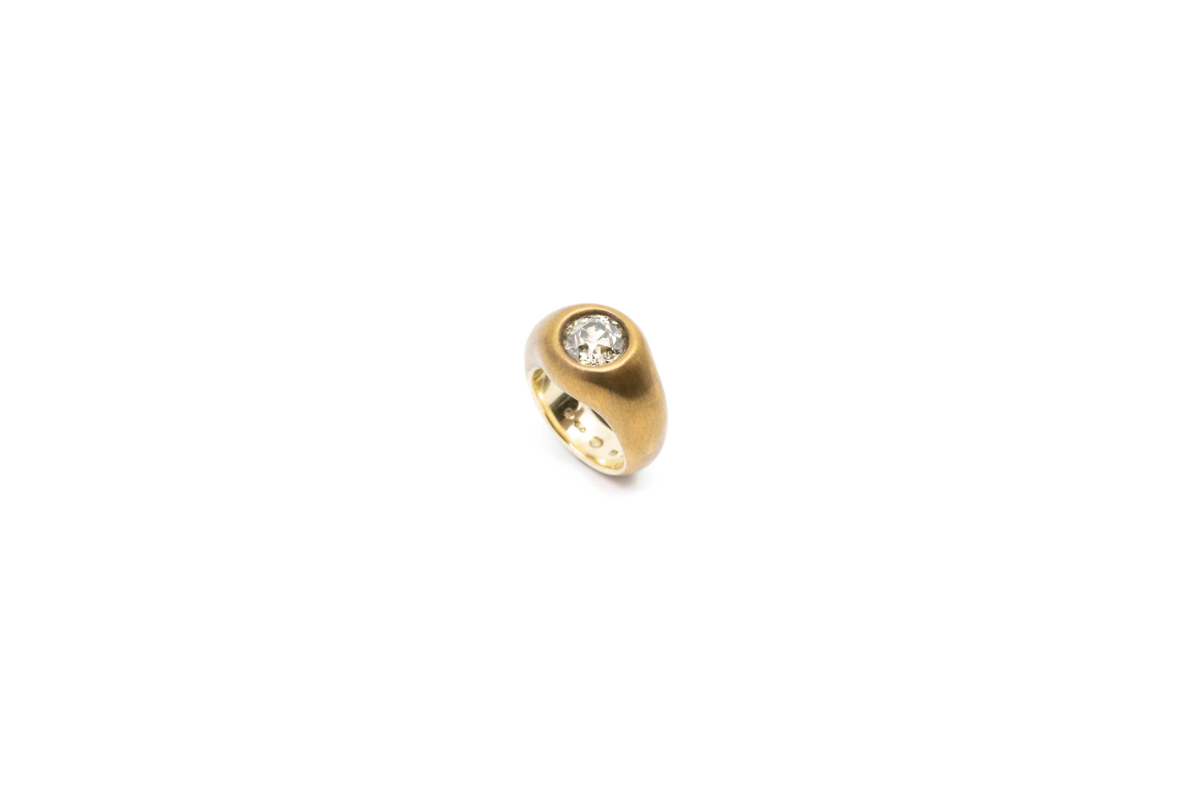 bronze – white gold